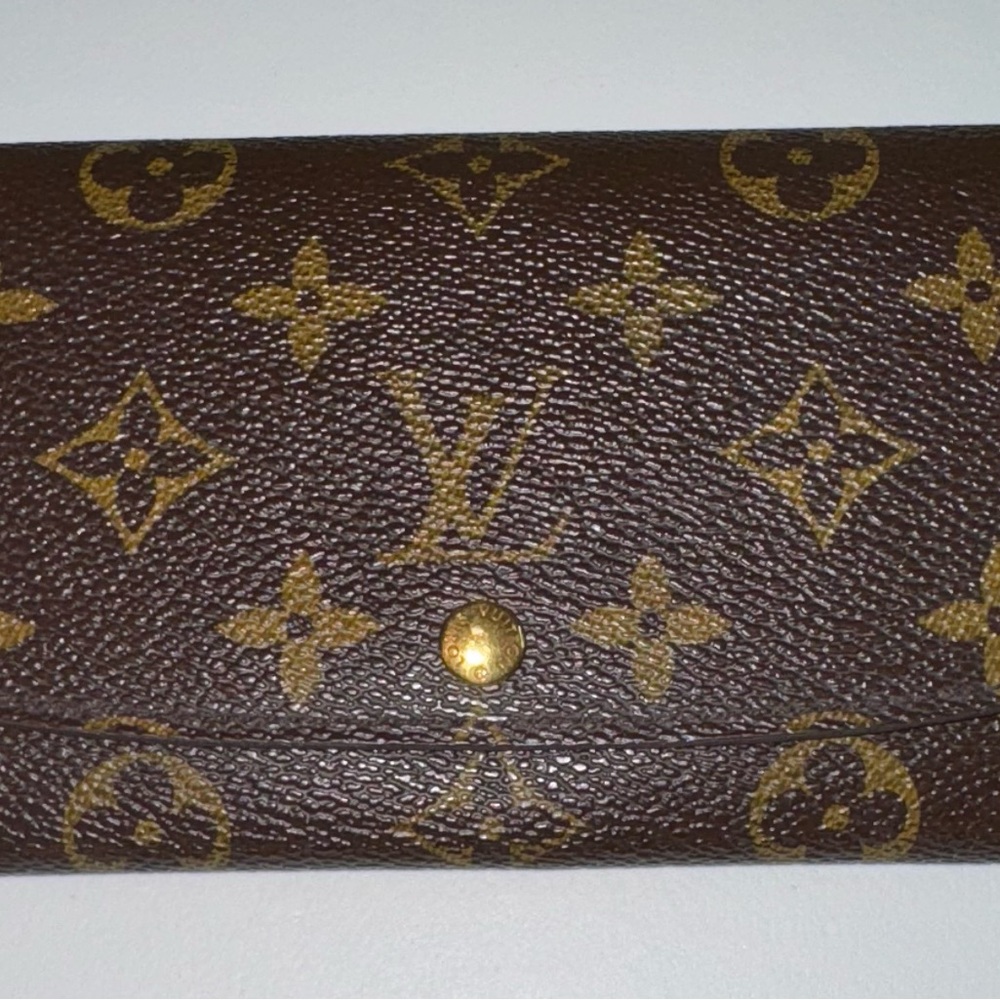 Pre-loved Louis Vuitton Sarah Long Monogram Wallet